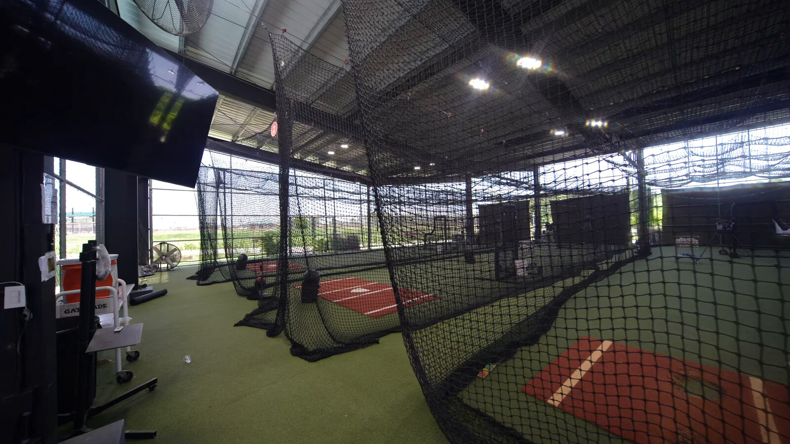 Hitting Facilities: Baltimore Orioles — Batting cages