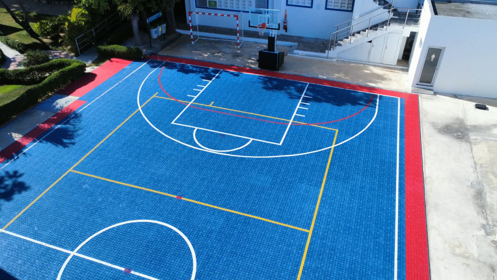 Cancha multideportiva de CEPM — Cancha multideportiva exterior