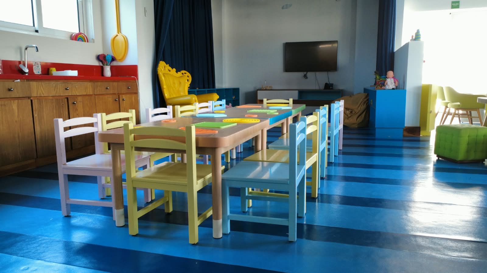 Canchas y pisos de Dreams Cap Cana Resort & Spa — Pisos del kids club